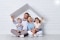 familie in het huis met Viessmann Comfort